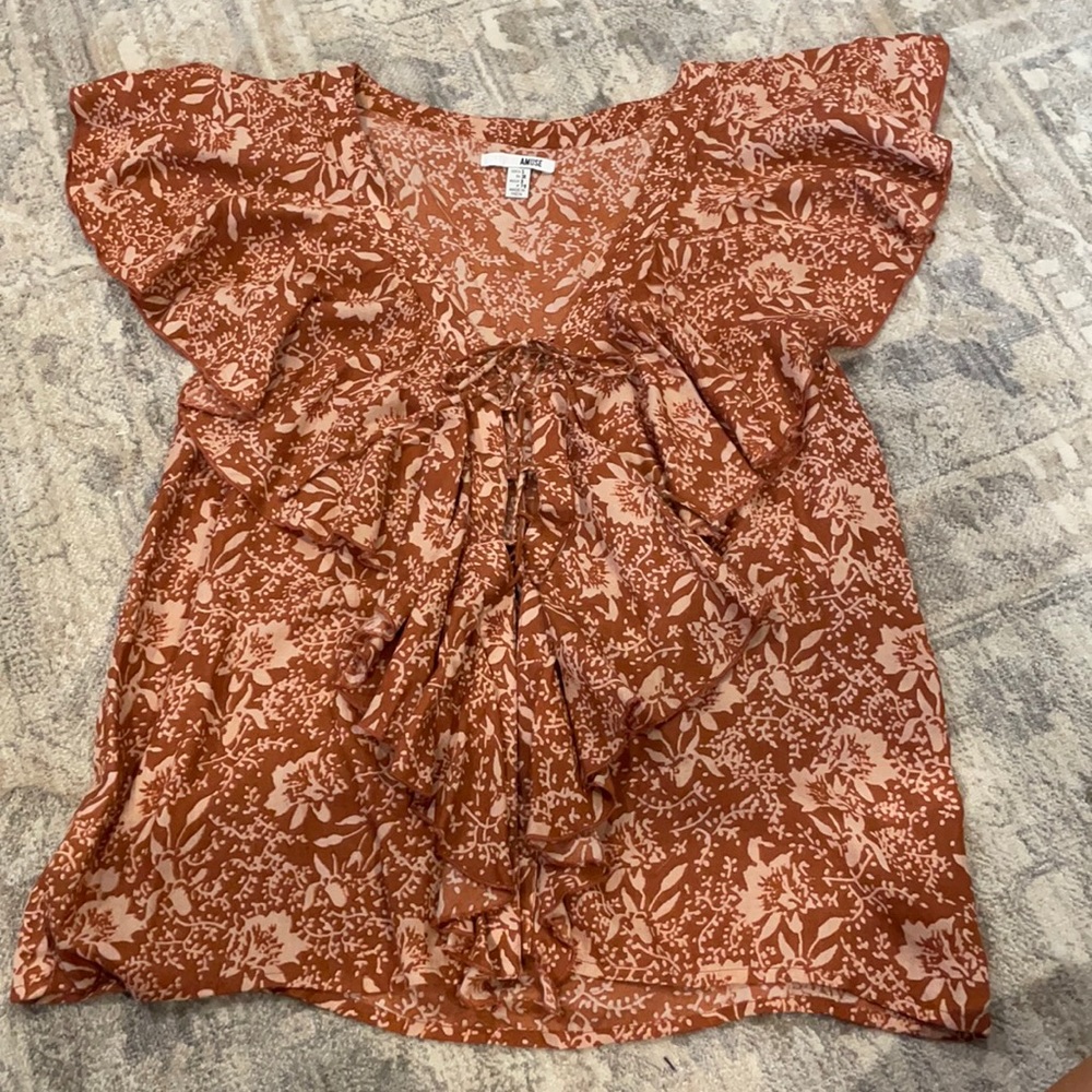 Amuse Society Flutter Sleeve Top